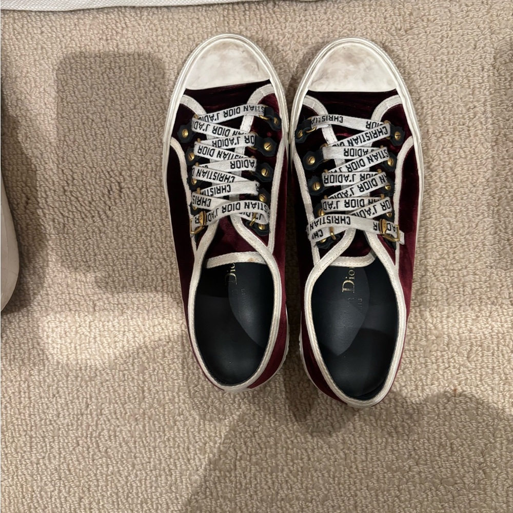 DIOR Velvet Walk n’ Dior Sneakers - Picture 5 of 6